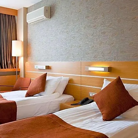 Hotel Tunali 3*
