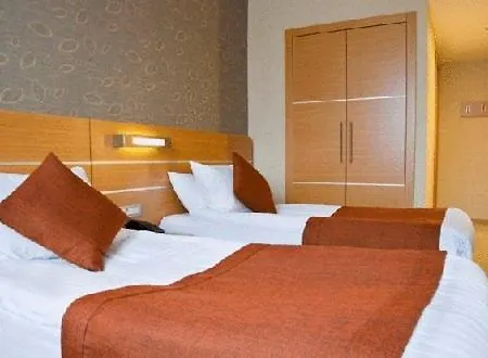 トゥナリ 3* アンカラ