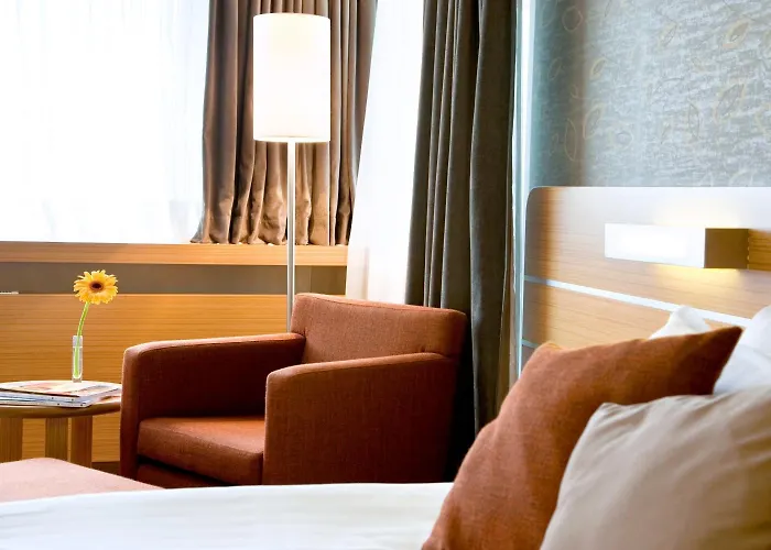 トゥナリ ホテル